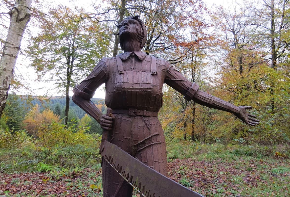 Pull Don't Push - Women's Timber Corps Memorial by Ray Lonsdale - Historic Site in dalby forest
