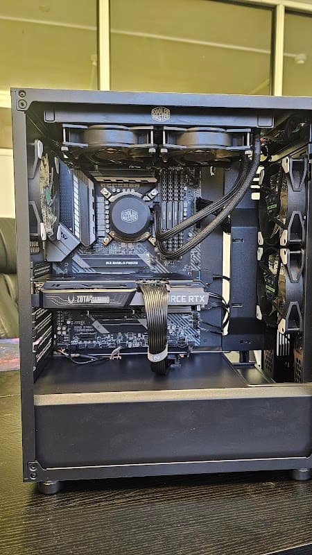 Digital Mess LTD - Computer Shops in dewsbury