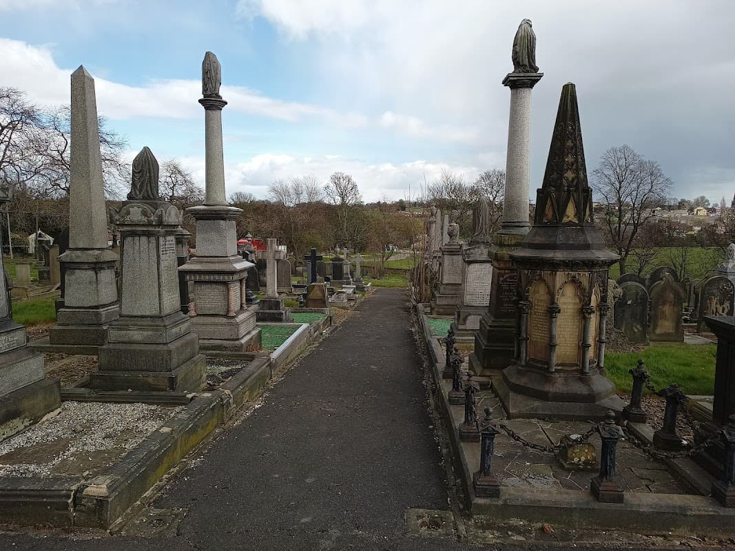 Earlsheaton Cemetery - Cemeteries in dewsbury