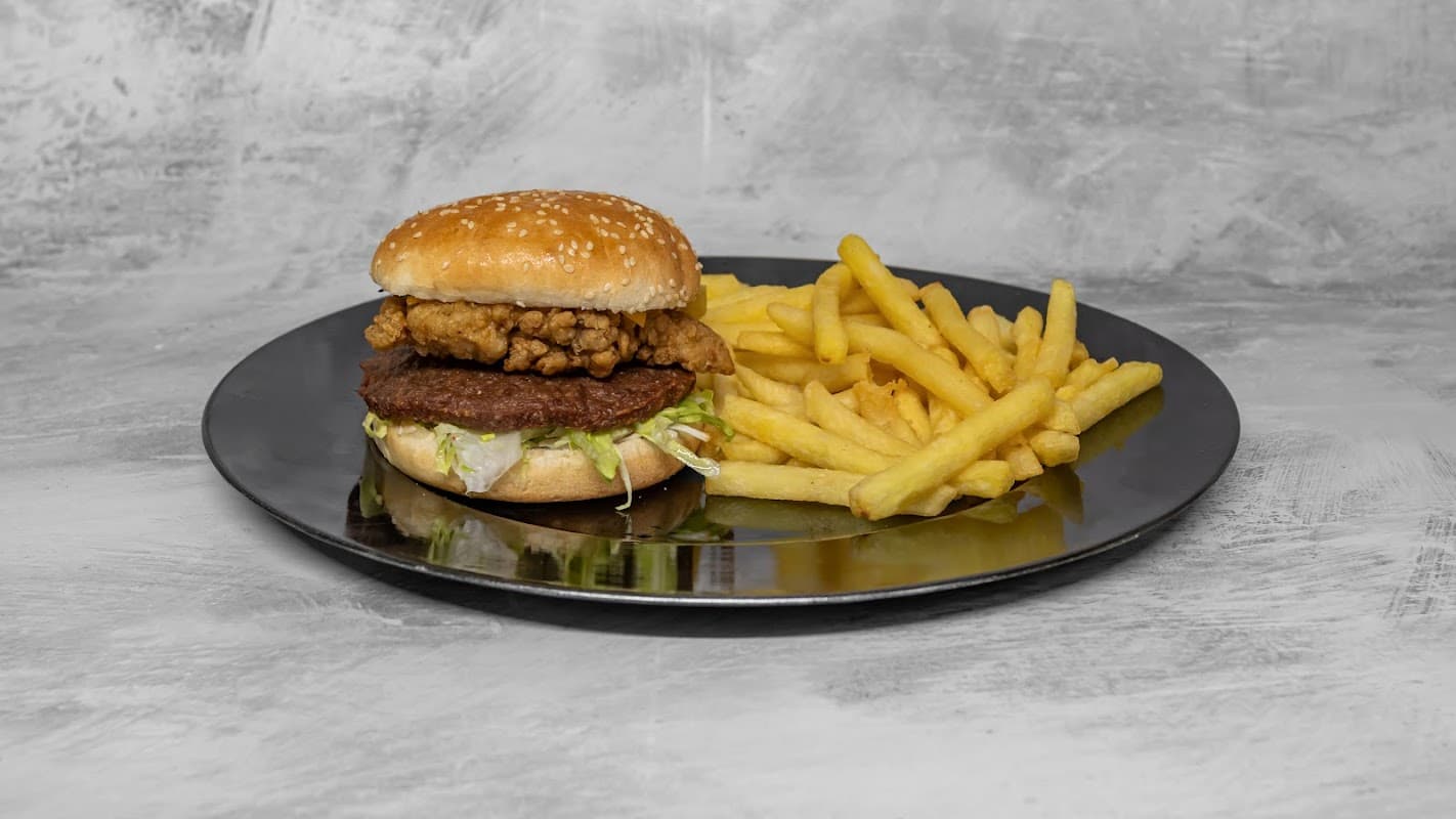 Paradise Takeaway Dewsbury - Takeaway in dewsbury