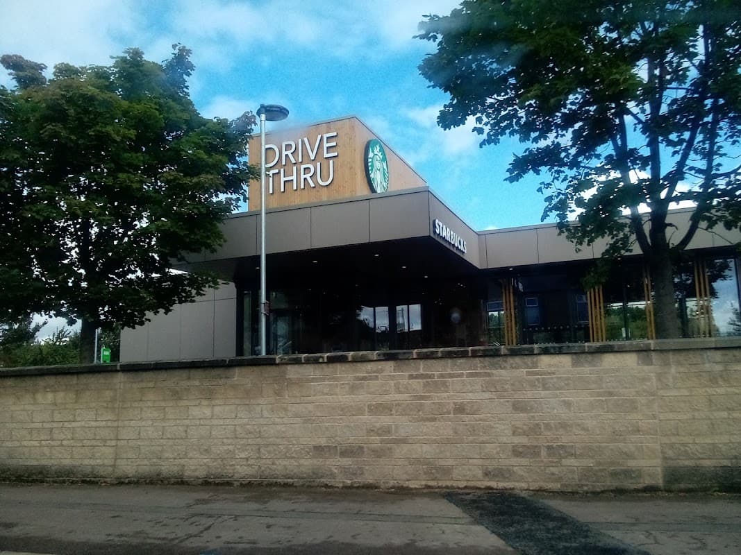 Cafe Starbucks in dewsbury