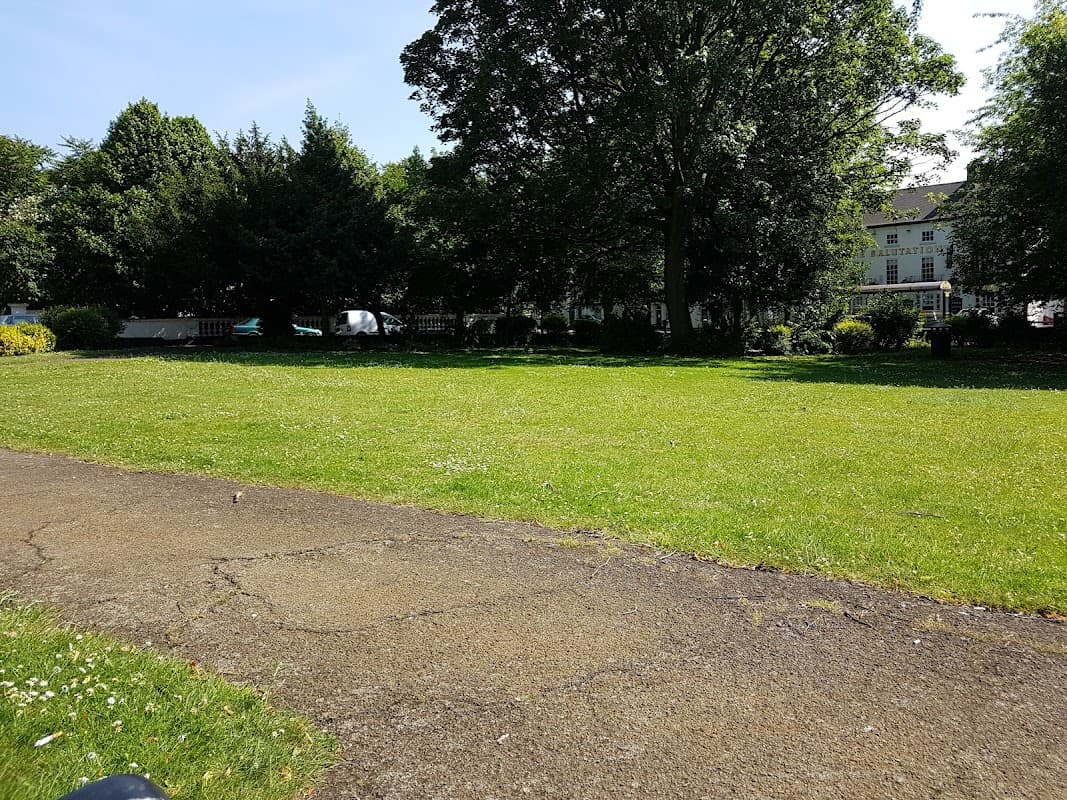 Bus Stop at South Parade/Thorne Road - Bus Stops in doncaster