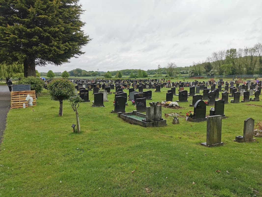 Edlington Cemetary - Cemeteries in doncaster