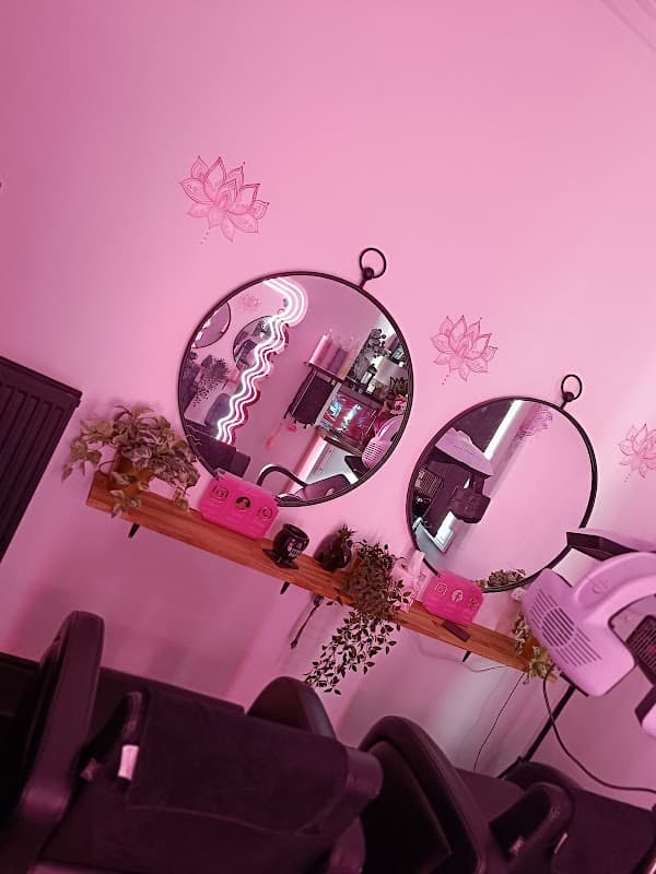 Hairbynickyxx salon owner @N.R Hair & Beauty, it's all about You - Hair Salons in doncaster