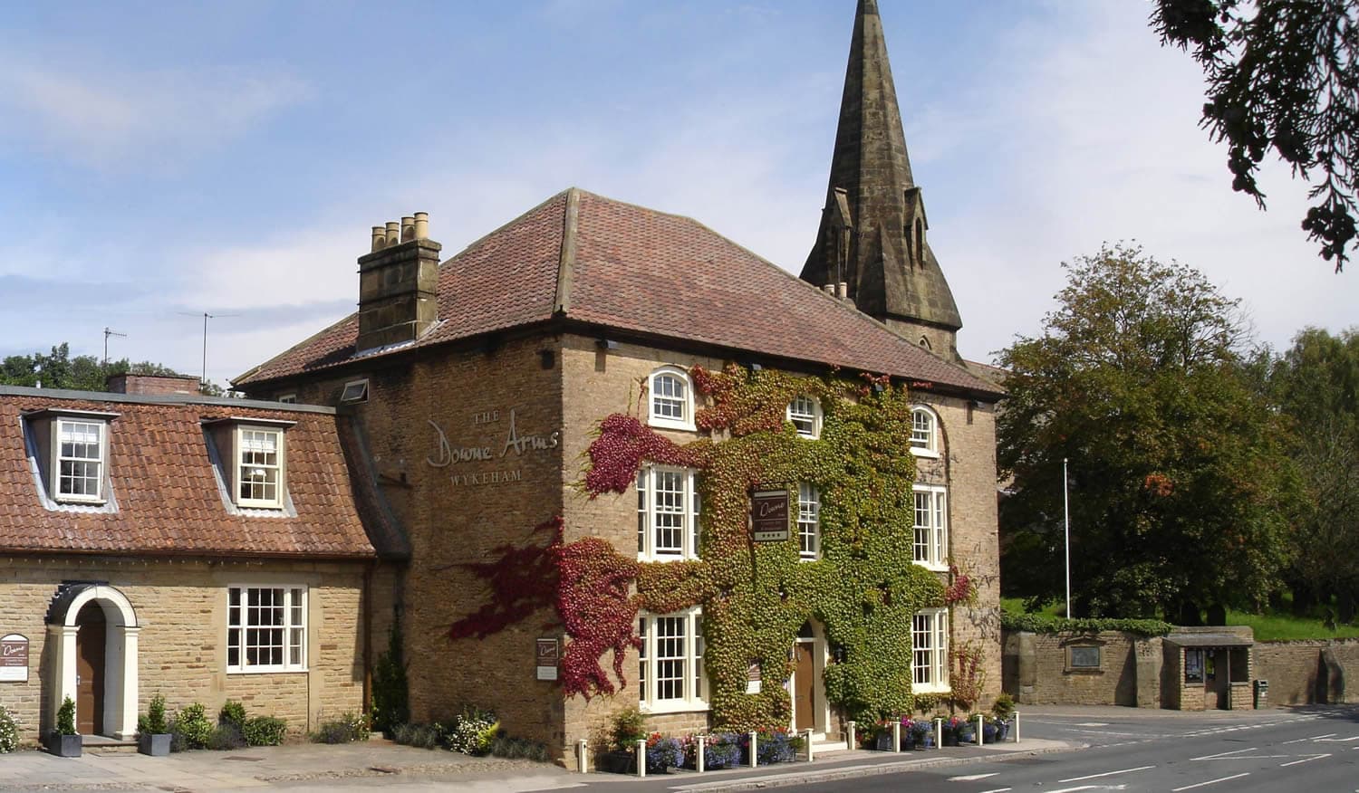 Accommodation at Downe Arms Hotel in ruston north yorkshire