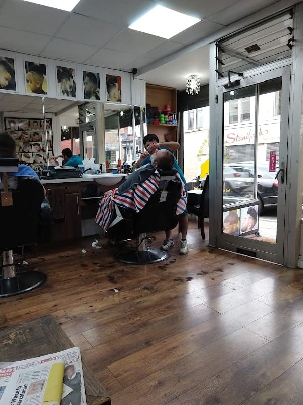 Top cut barber - Barbers in eastwood