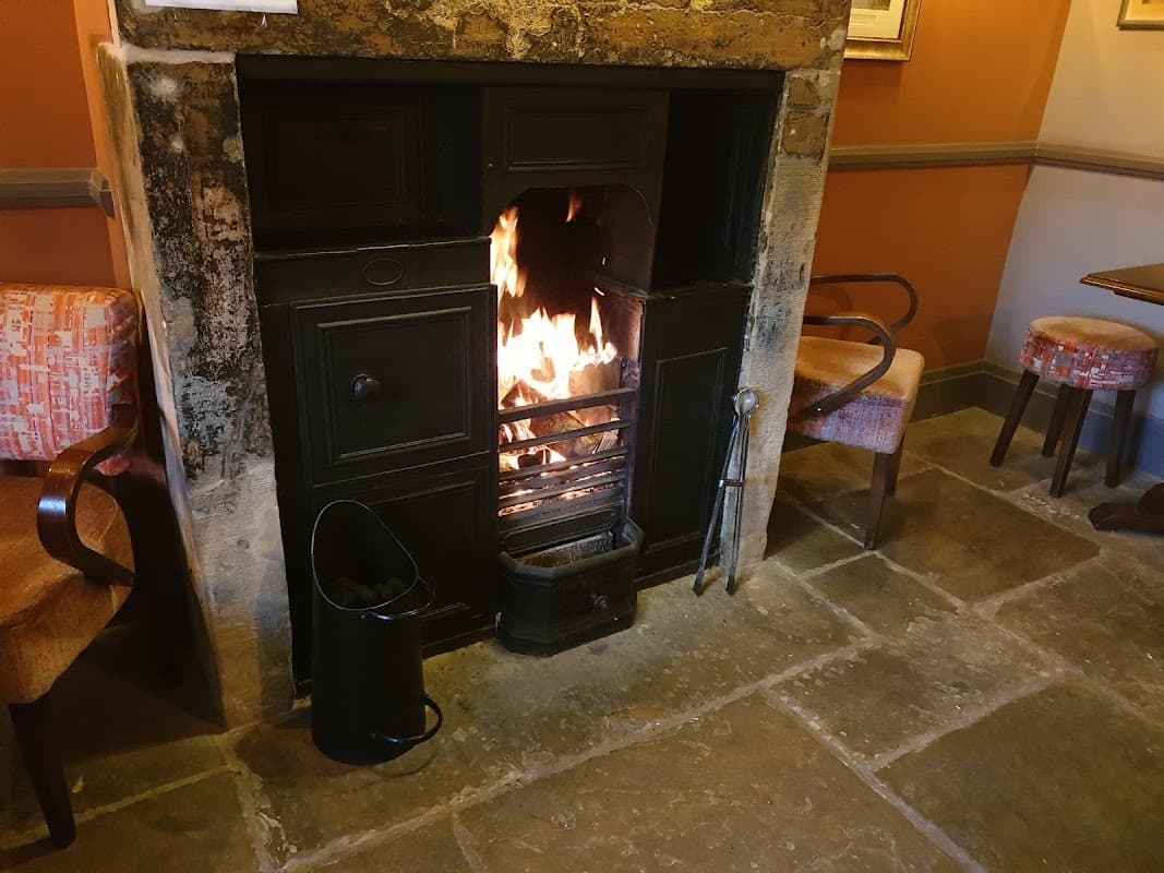 Food & drink at Colliers Arms in exley