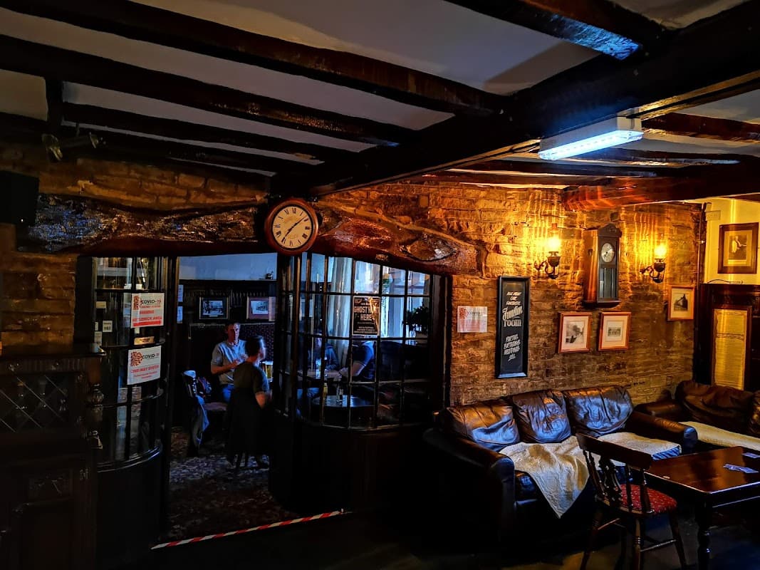 Food & drink at The New Fleece inn in exley