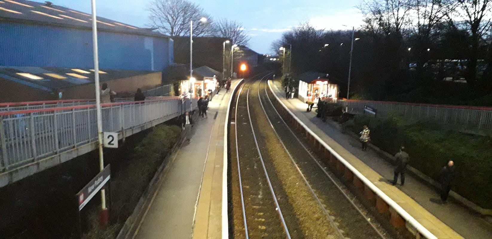 Bus Stop at Richmond Road - Bus Stops in farsley