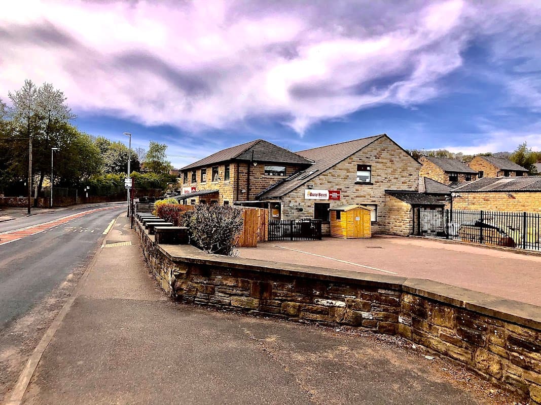 Busy Bees Childcare Nursery at Leeds Pudsey Littlemoor - Nurseries in farsley