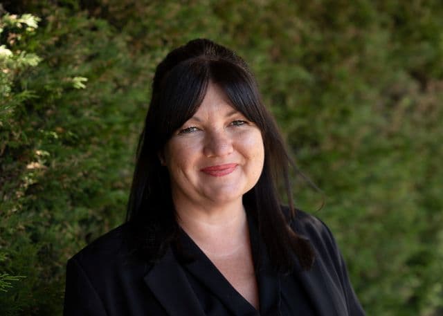 Full Circle Funerals Leeds - Funeral Directors in farsley