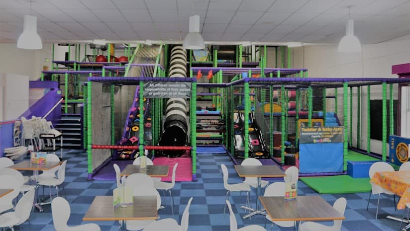 Kids Club House - Entertainment in farsley