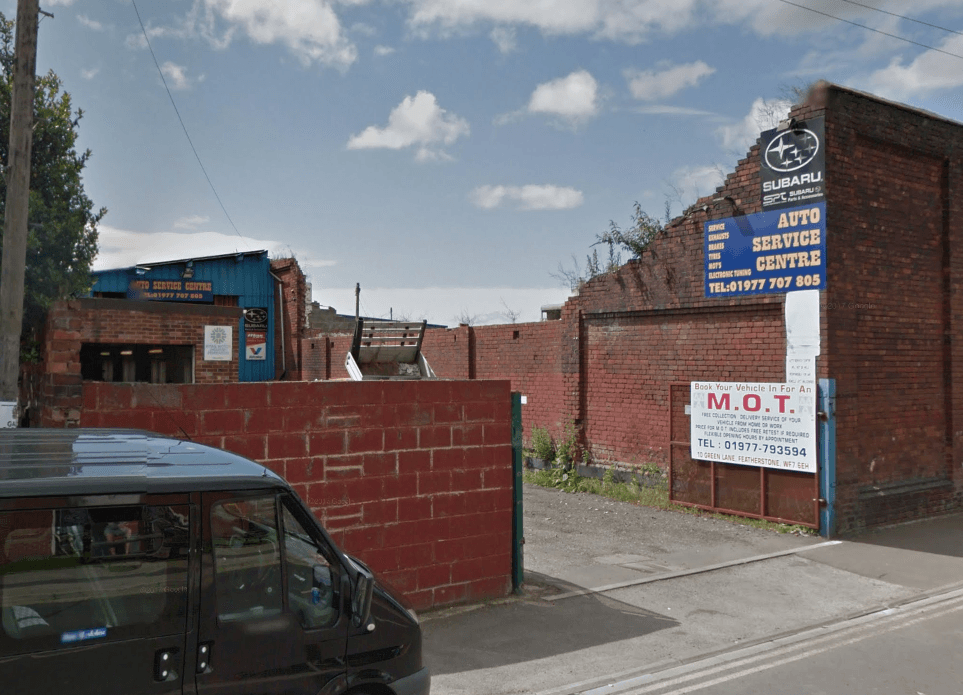 Auto Service Centre - Garages in featherstone