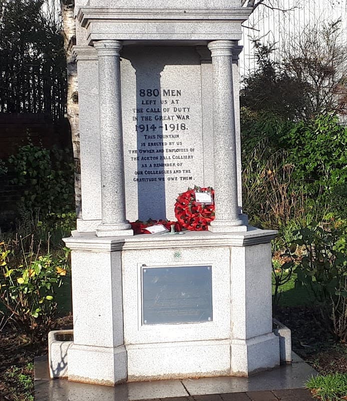 The New Featherstone Garden - Park in featherstone