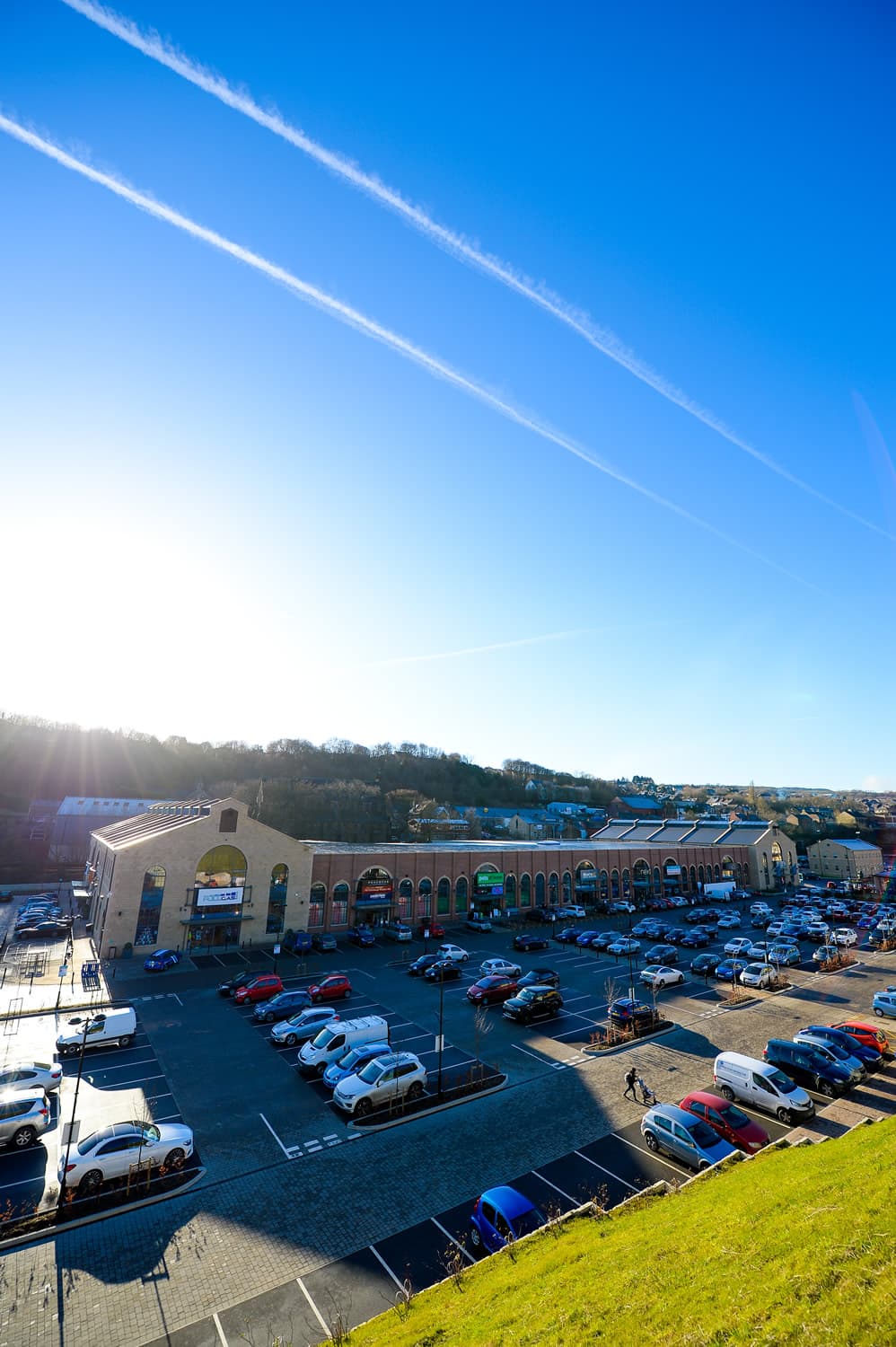 Fox Valley, Sheffield - Shop in stocksbridge