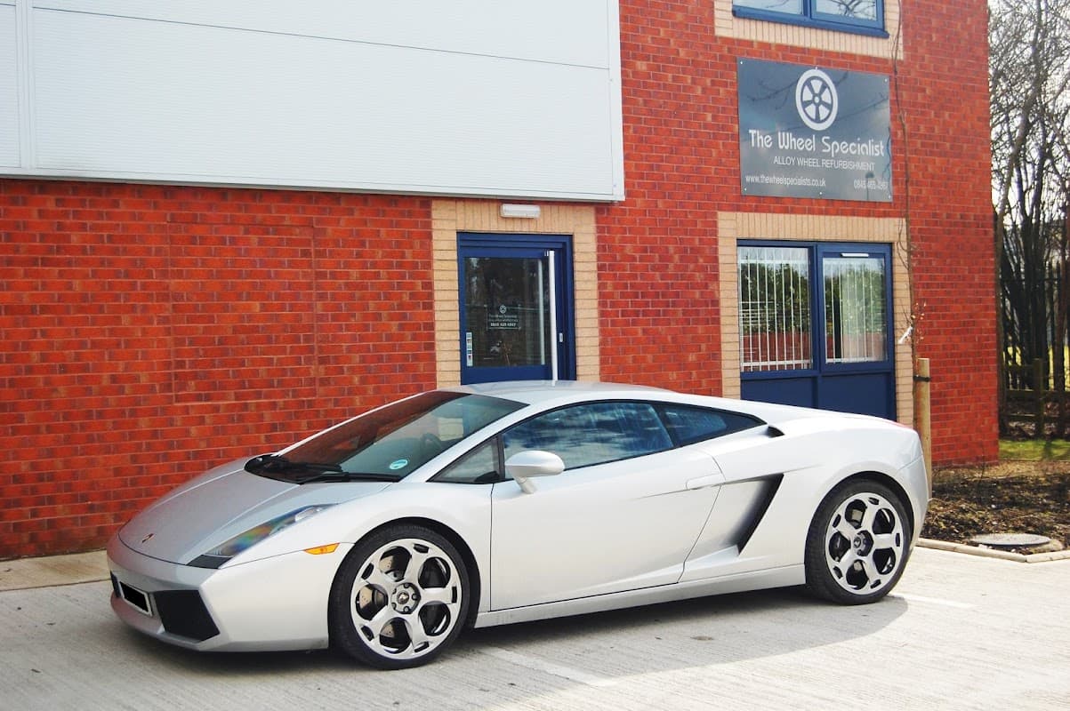 The Wheel Specialist Leeds – Alloy Wheel Repair & Refurbishment - Garages in garforth