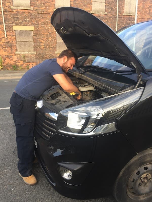 Old Goole Garage - Garages in goole