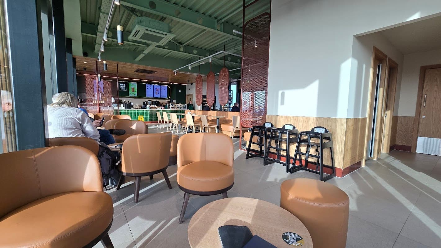 Cafe Starbucks in goole