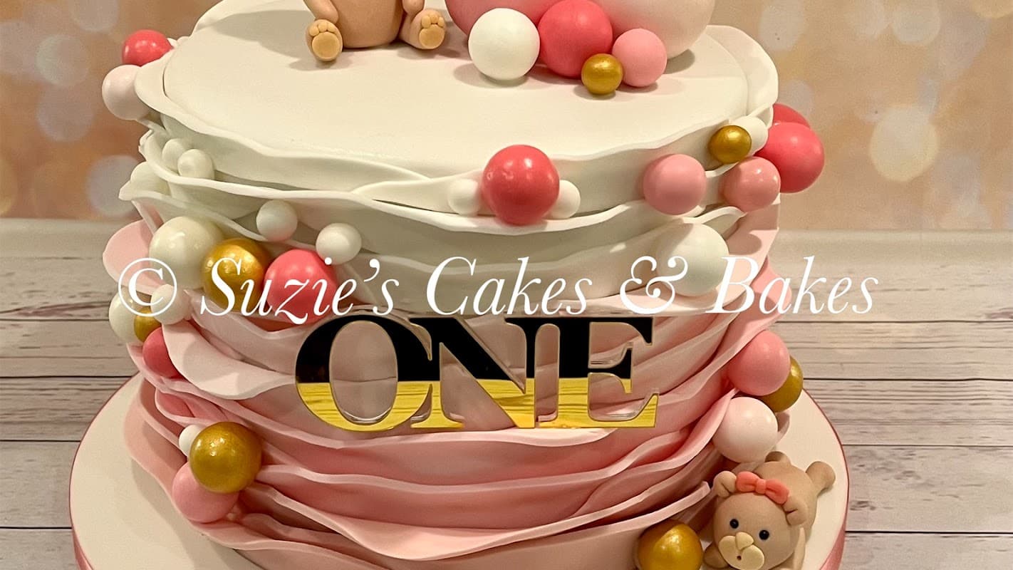 Suzie's Cakes & Bakes - Bakers in goole