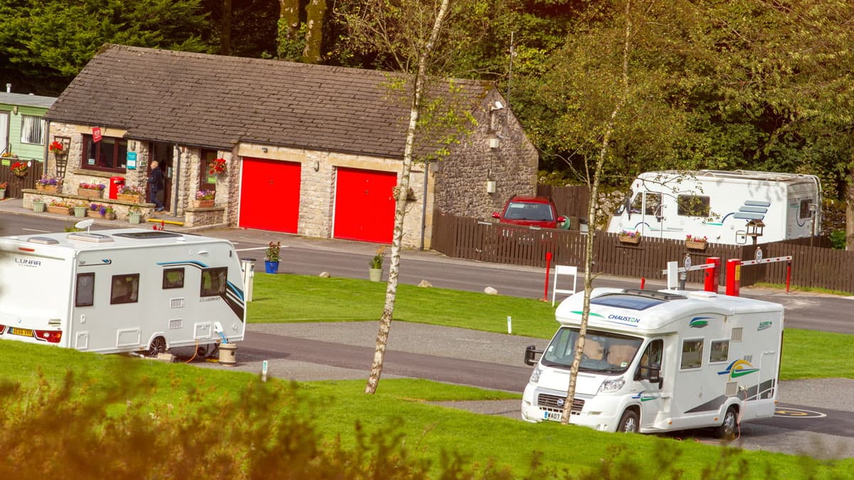 Wharfedale Caravan and Motorhome Club Campsite - Campsite in grassington