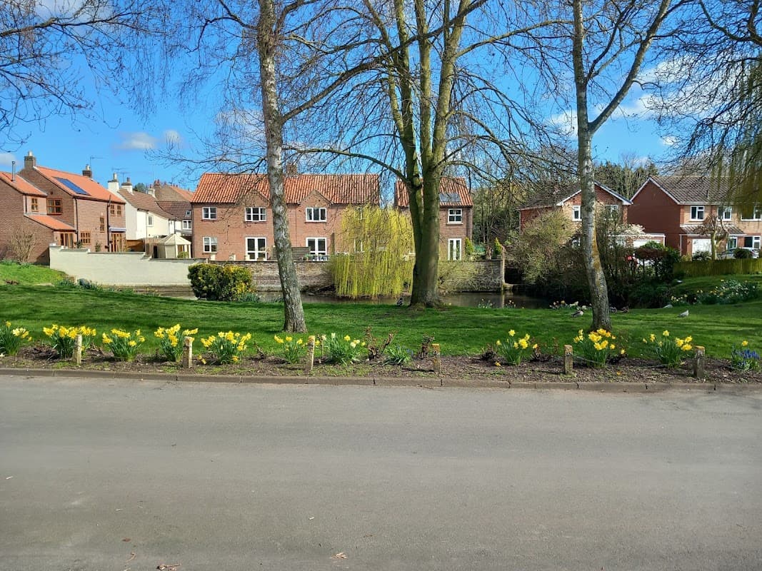 Bus Stop at Little Driffield York Road - Bus Stops in great driffield