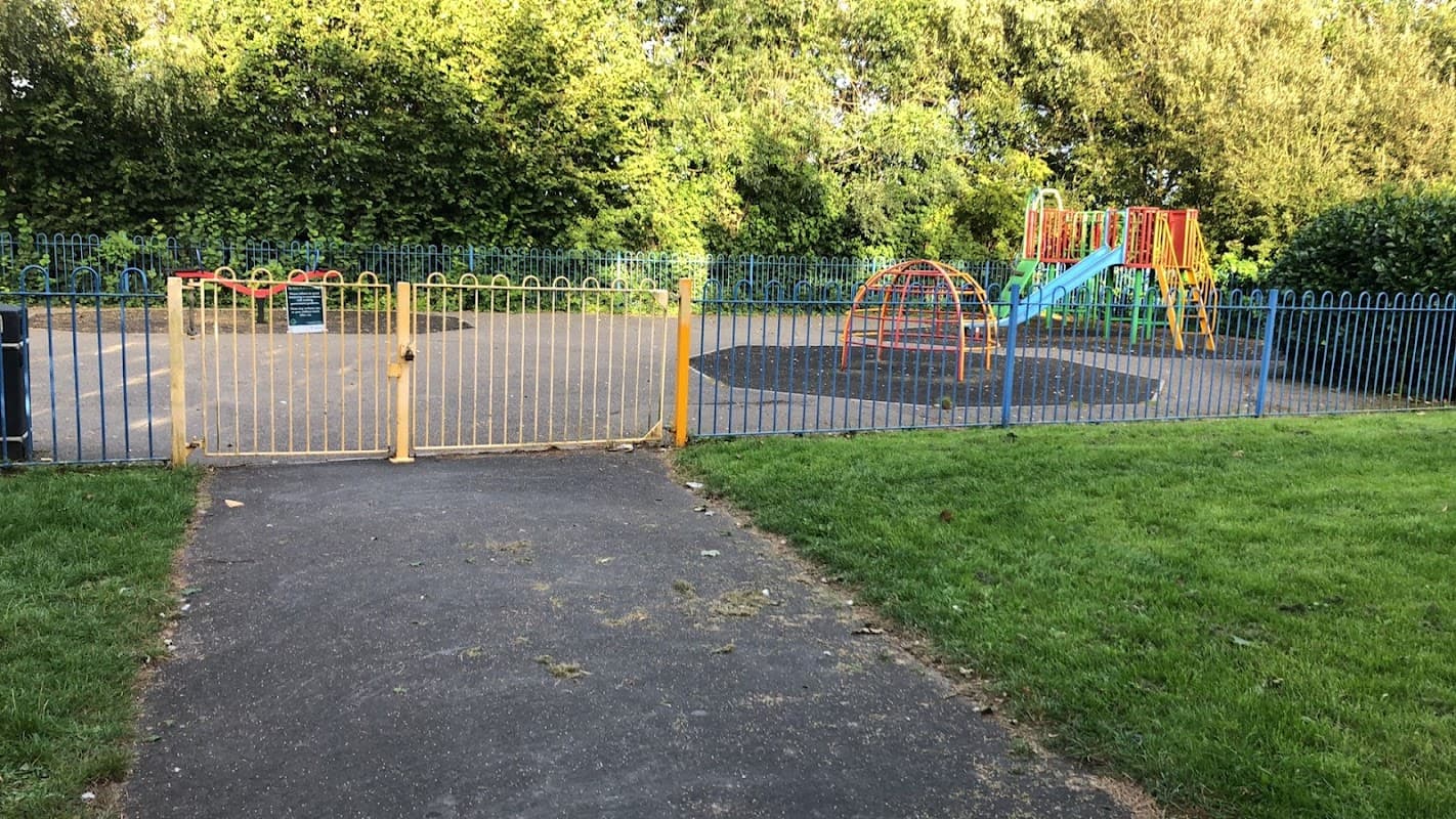 Randall Garth Playground - Playgrounds in great driffield