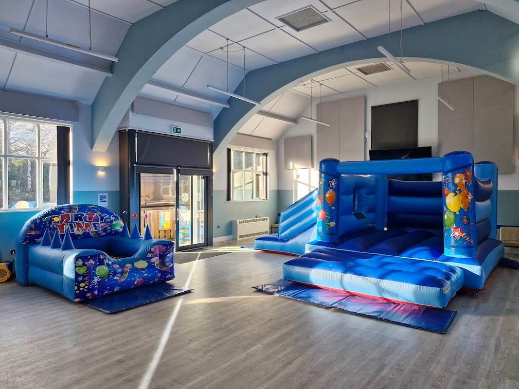 Greenhill Methodist Church - Churches in greenhill