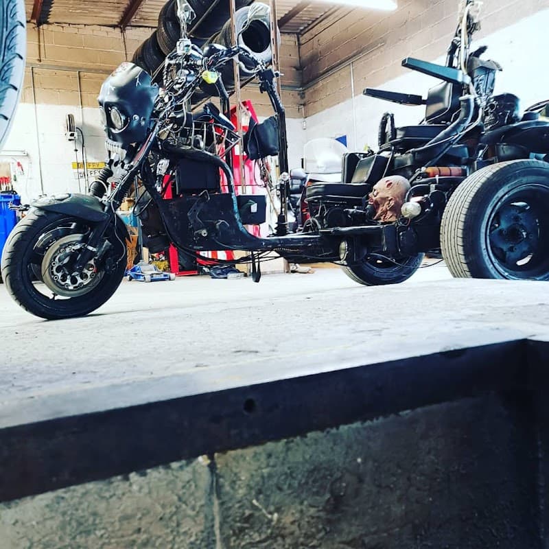 david duffield - Garages in guiseley