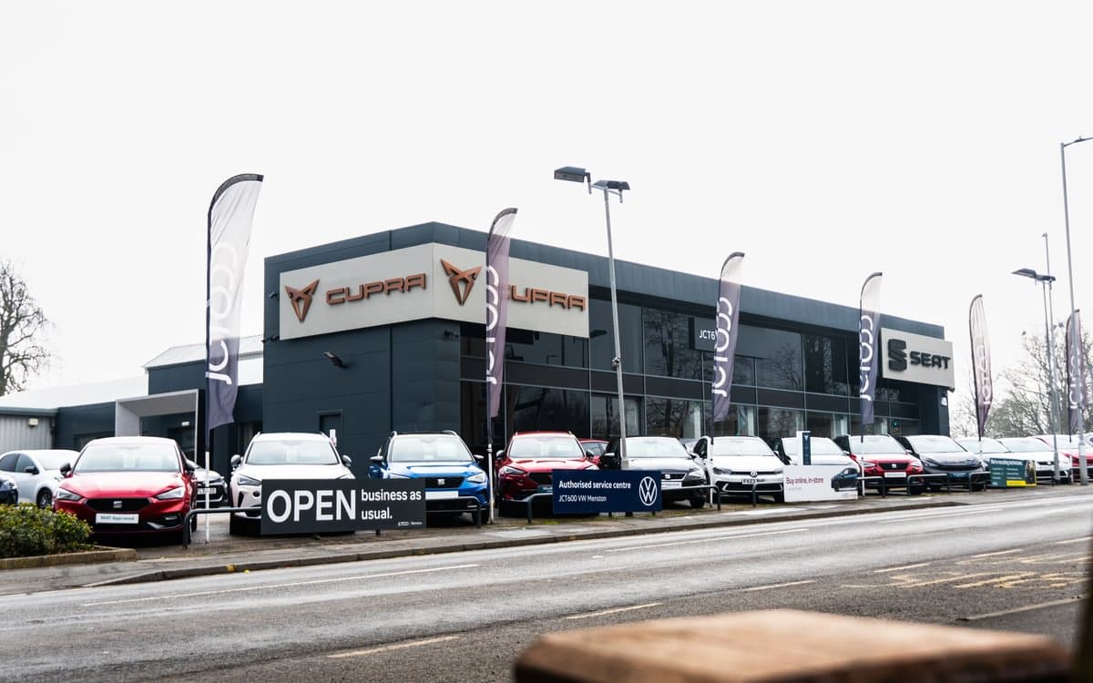 JCT600 SEAT Menston - Car Dealers in guiseley