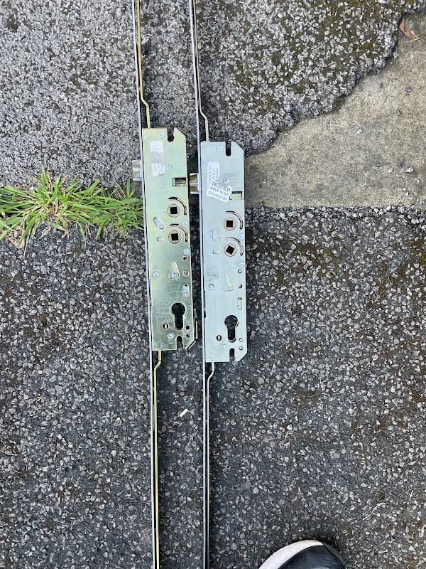 REMS Locksmiths Leeds - Locksmiths in guiseley