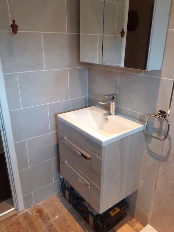 A & N Plumbing Services - Plumbers in halifax