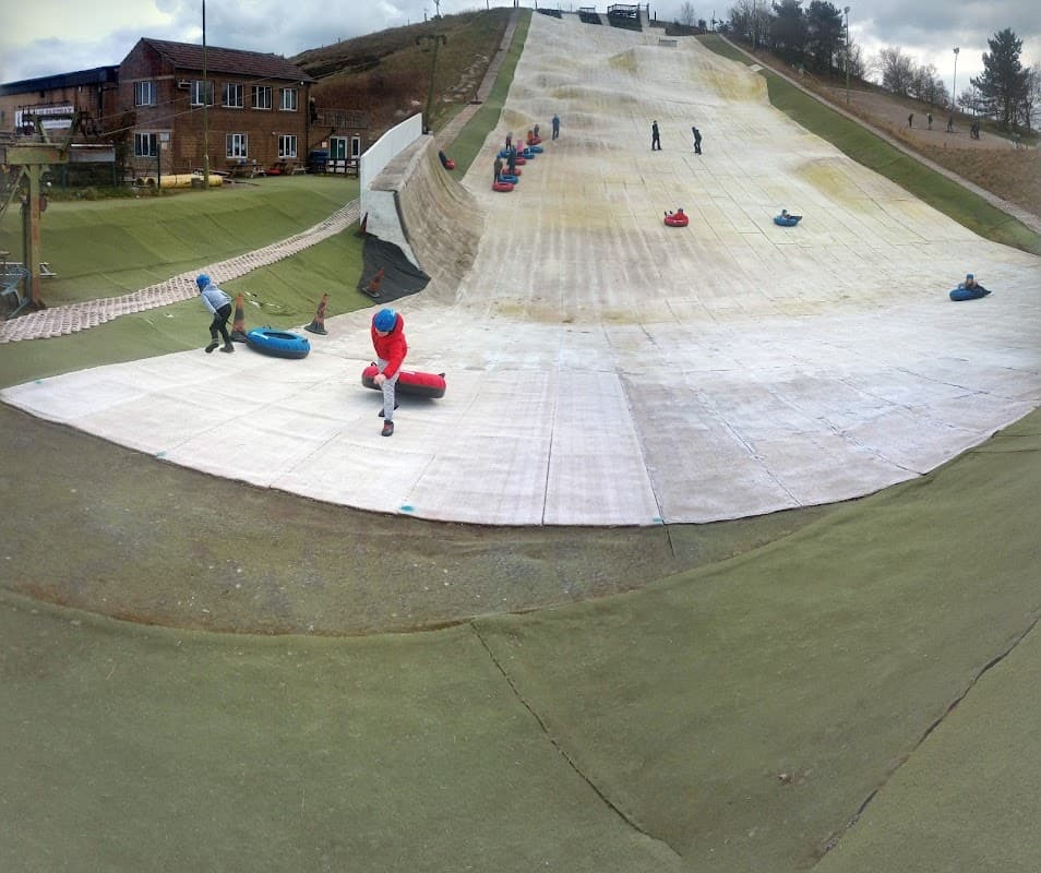 Snowtubing Halifax - Ski Centres in halifax