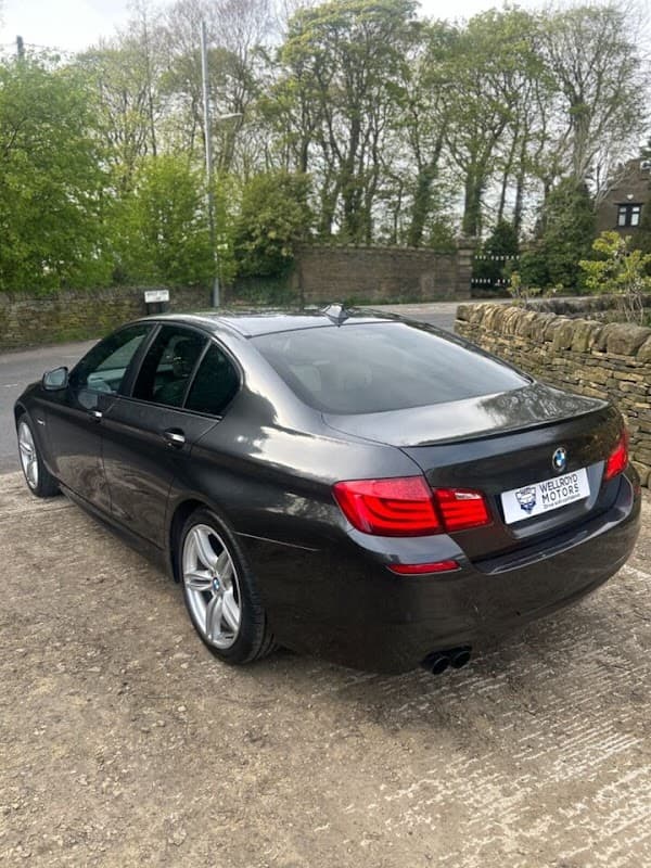 Wellroyd motors ltd - Car Dealers in halifax