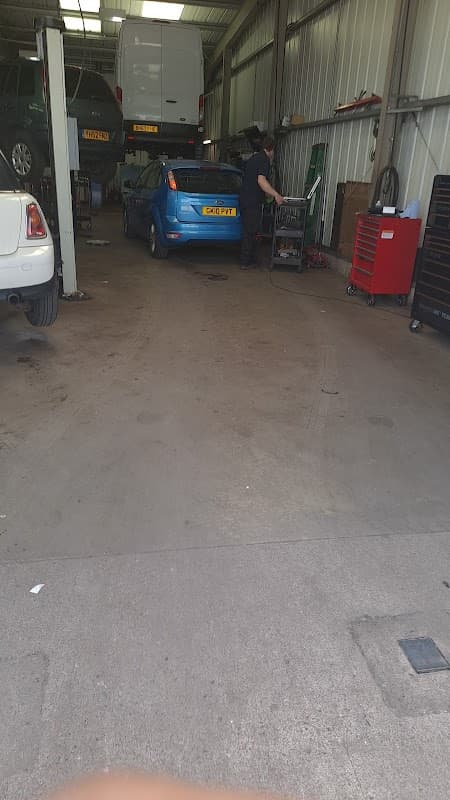 Autosafe Clifton - Garages in haxby