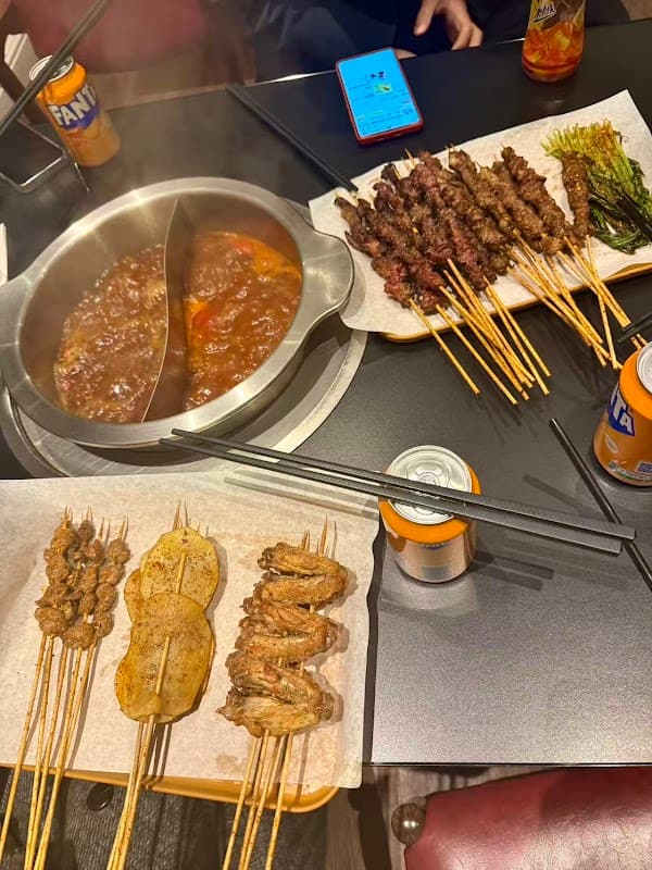 Dining at 炭长烧烤串串香 BBQ POT Leeds in headingley