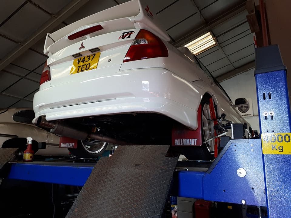 Andy Turner Motor Engineering - Garages in headingley
