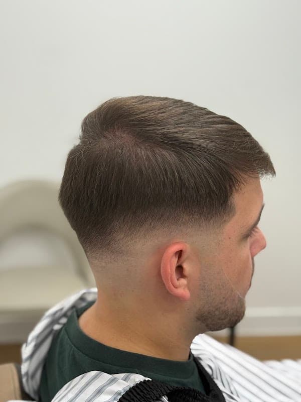 K KUTZ - Barbers in headingley