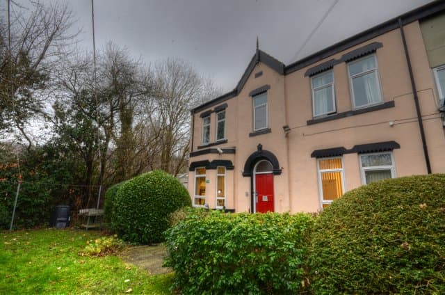 Turning Lives Around - Hostel in headingley