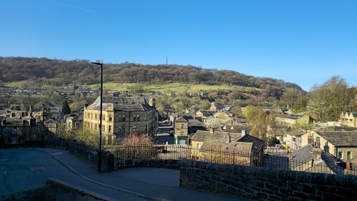 Bus Stop at Bridge Gate - Bus Stops in hebden bridge