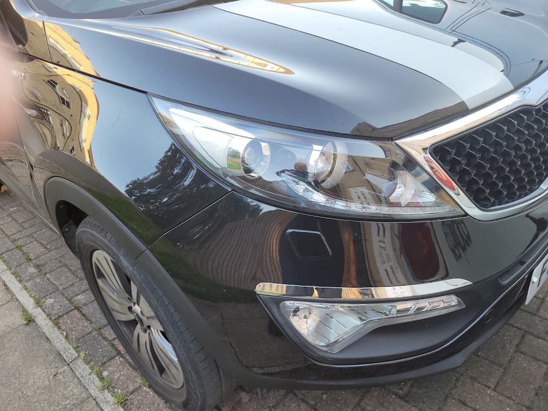 Elite Bodyworks Halifax - Garages in hebden bridge