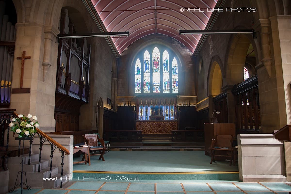 Saint James Parish Church of Heckmondwike - Churches in heckmondwike