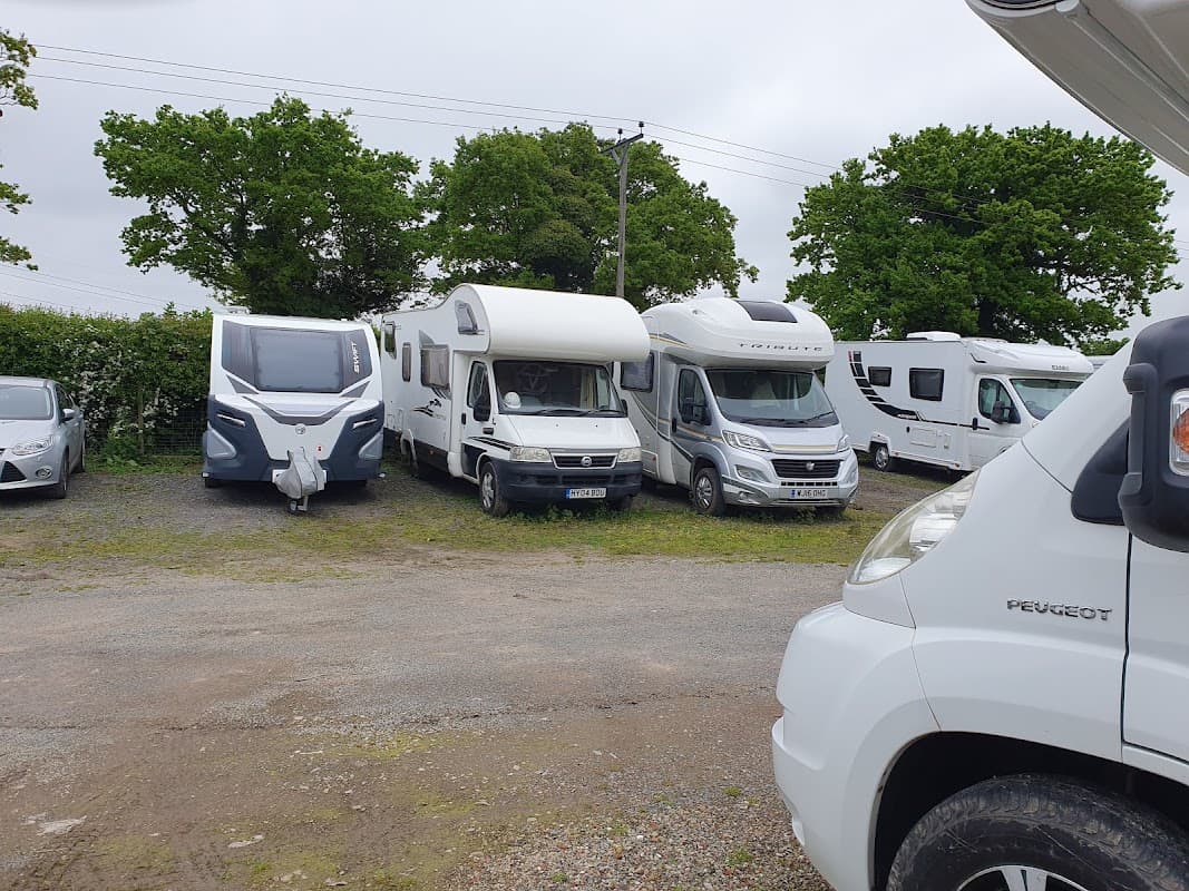 Holly Farm Caravan, Motor-Home & Boat Storage - Self Storage in hedon