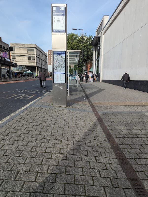 Moor Market (Stop MF6) - Bus Stations in heeley
