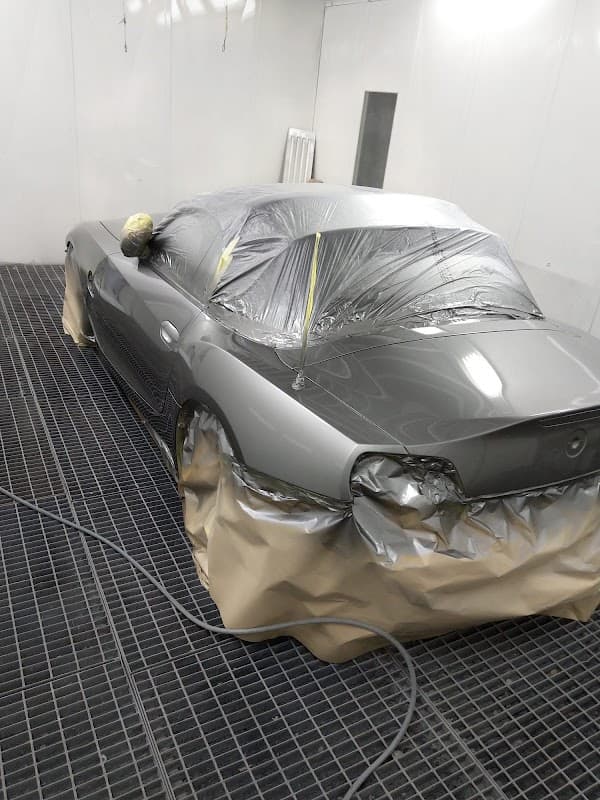 Ovi Car Body Repair - Garages in heeley