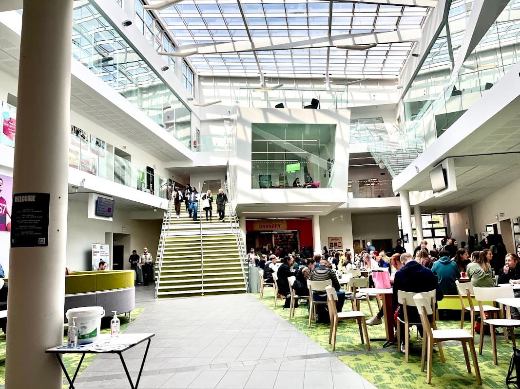 Sheffield Hallam University, Collegiate Campus - Universities in heeley