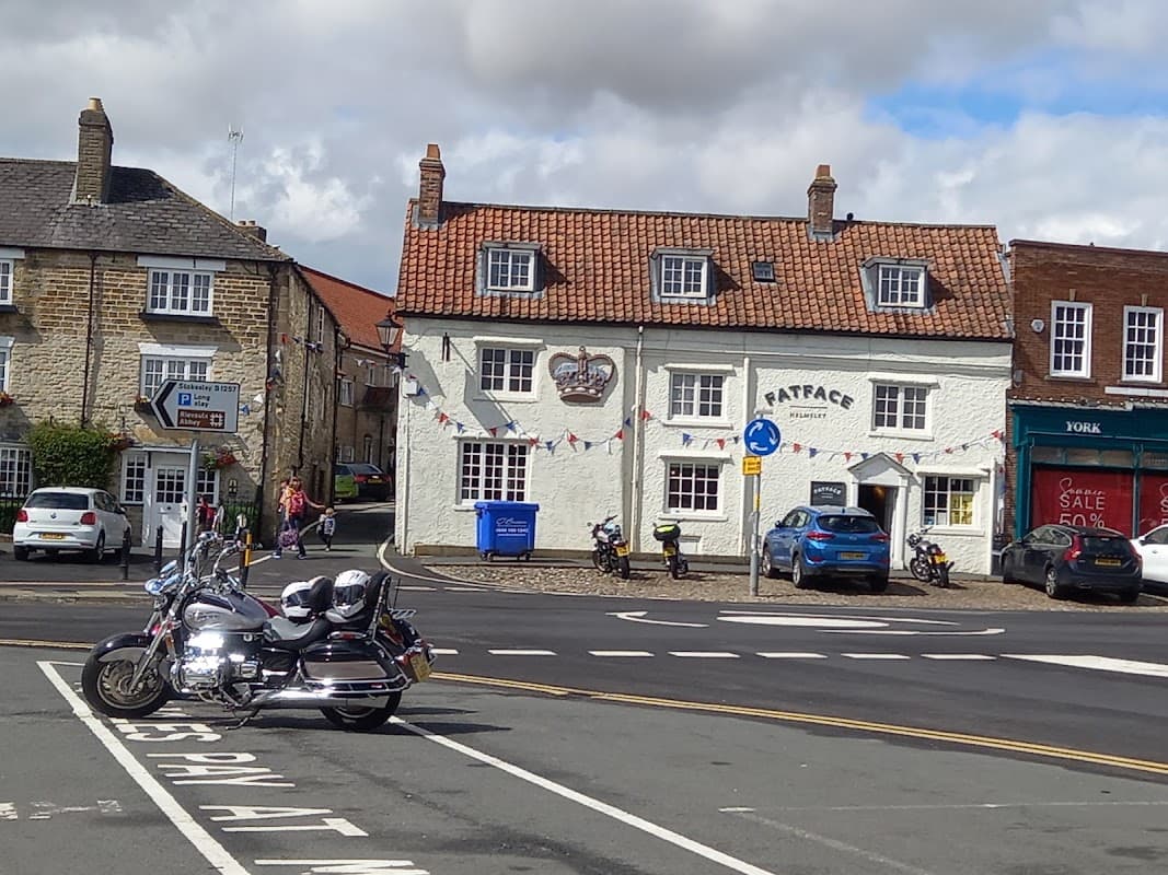 Market Place - Market in helmsley