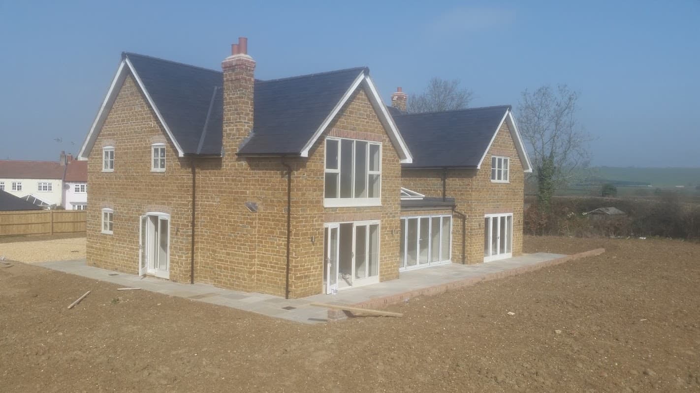 Tom Hamilton Decorators - Painters & Decorators in hessle