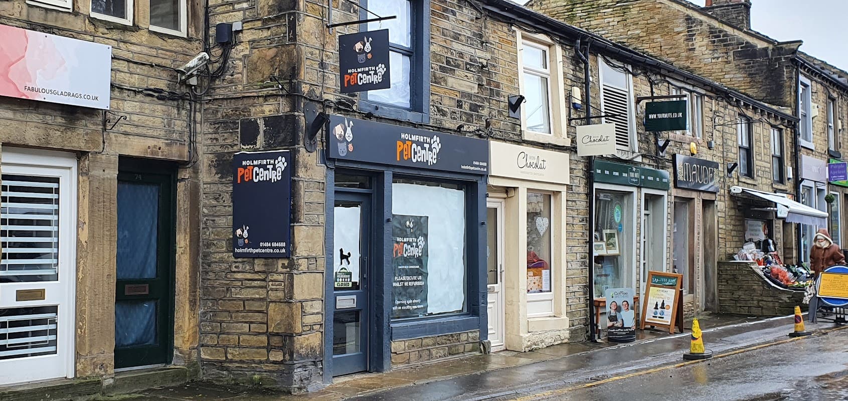 Holmfirth Pet Centre - Pet Shops in holme valley