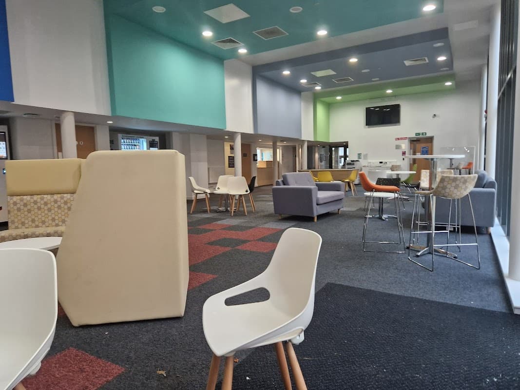 Leeds Trinity University - Universities in horsforth