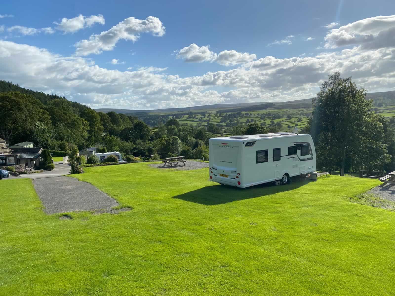 Howgill Lodge Camping and Caravan park - Campsite in appletreewick